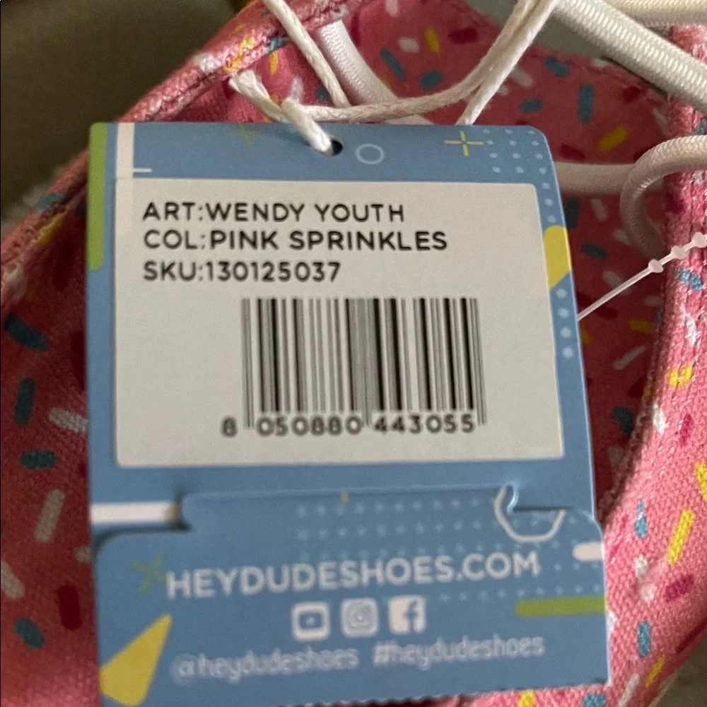 Hey Dude Wendy Youth Size Y3 Slip On Shoes Pink With Sprinkles New Without Box